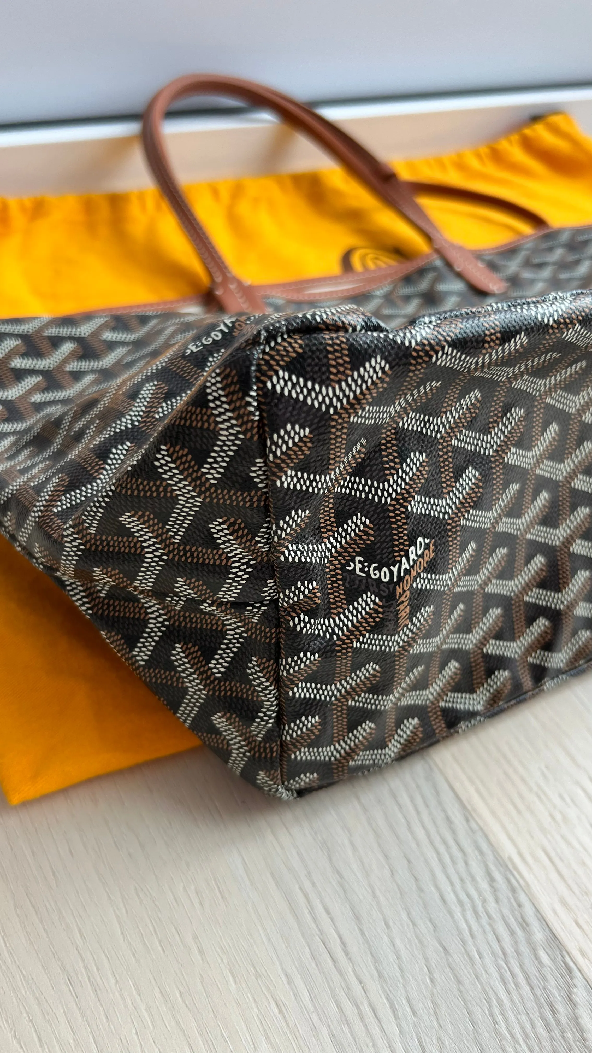 Goyard St Louis Bag