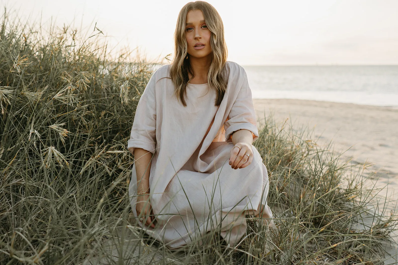 Joselin Linen Dress in Dust Storm