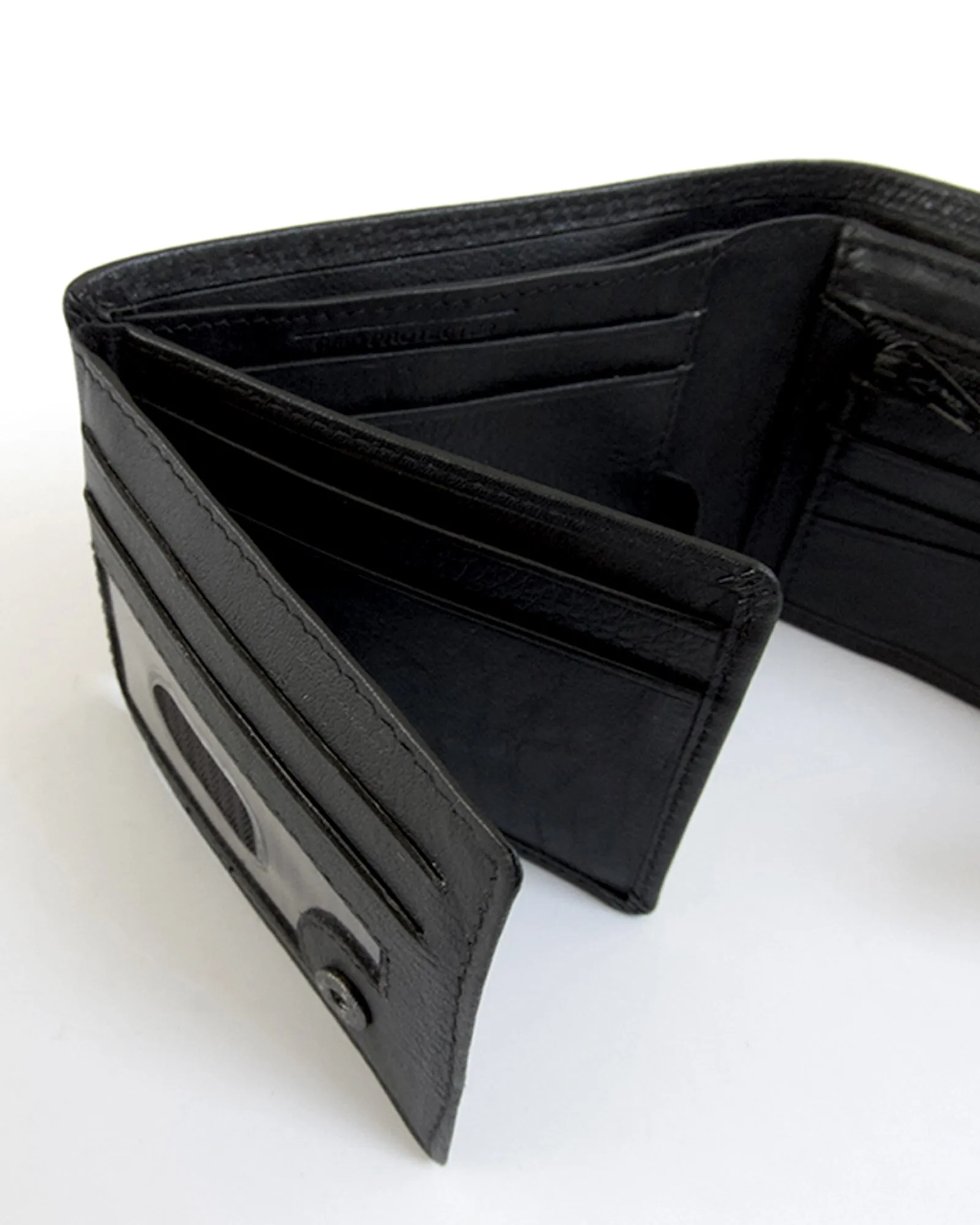 LEATHER WALLET