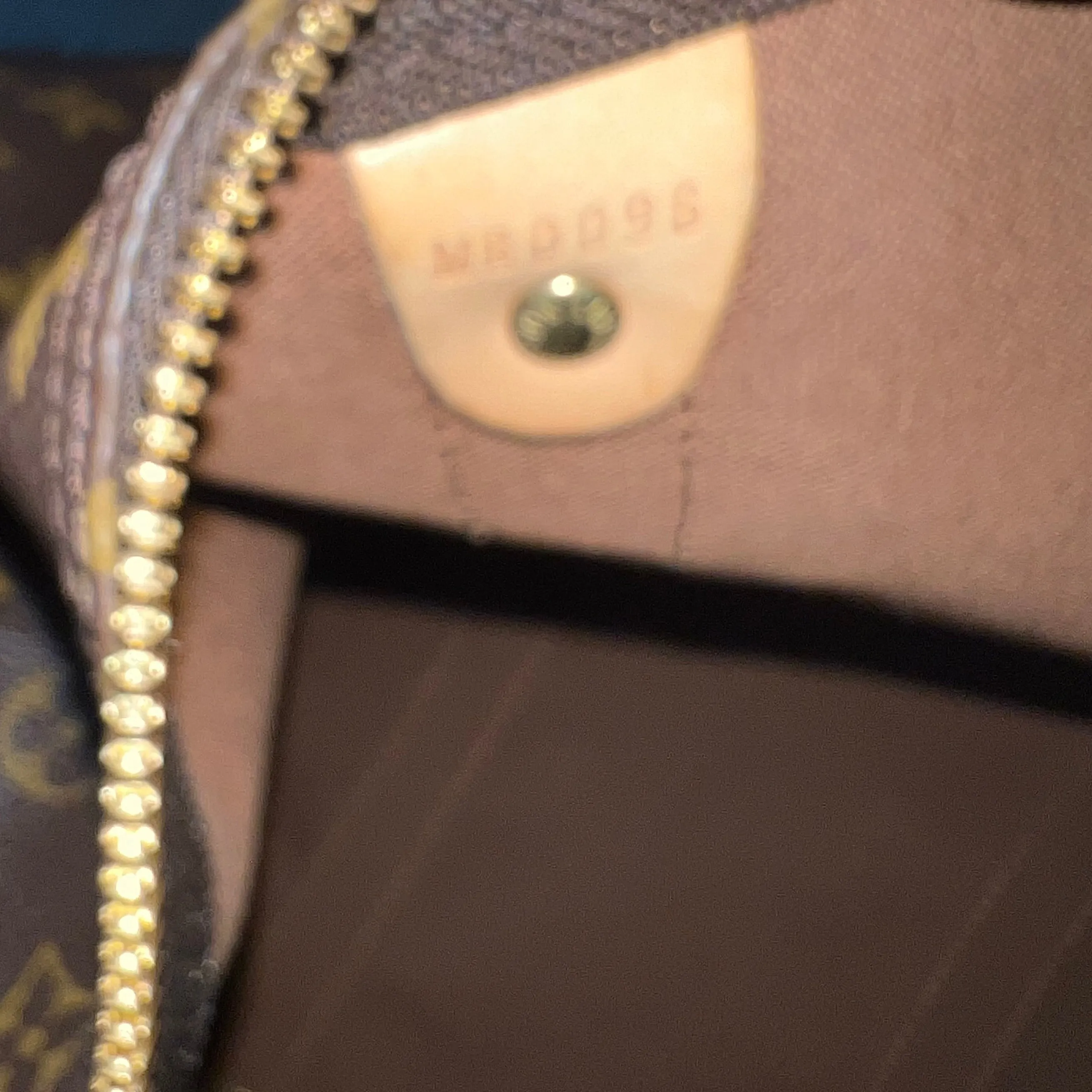 Louis Vuitton Keepall 55 Bag