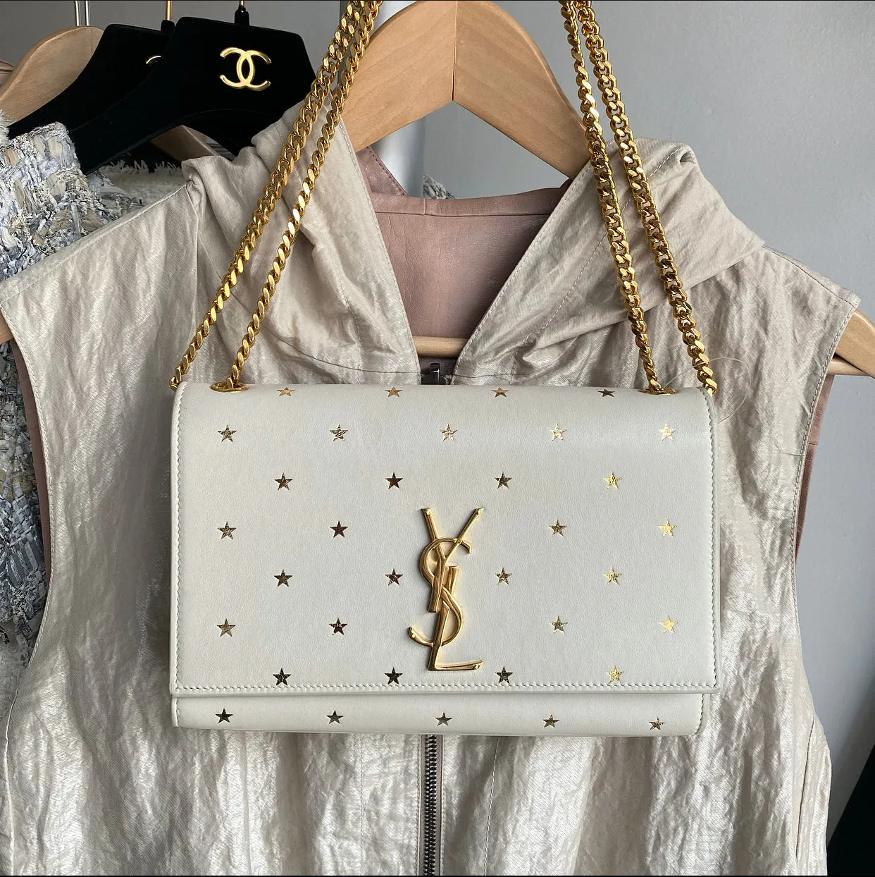 Saint Laurent Kate Chain Bag in Cream Calfskin Leather with Goldtone Stars