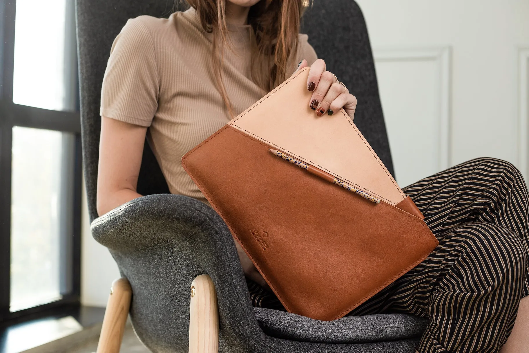 SLIM FIT MacBook Case/ Vegetable tanned/