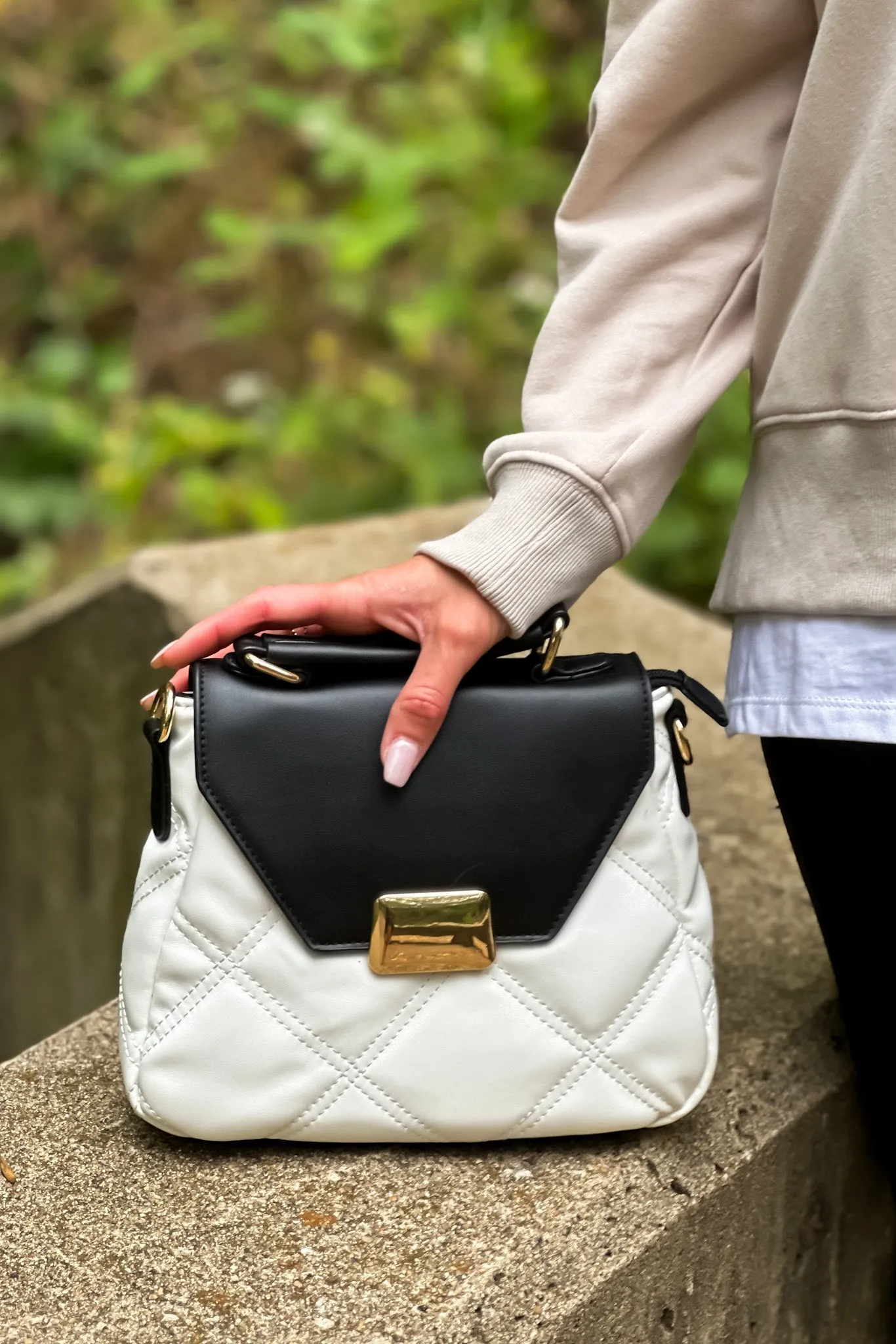 Sydney Quilted Color Block Handbag : Black/Ivory