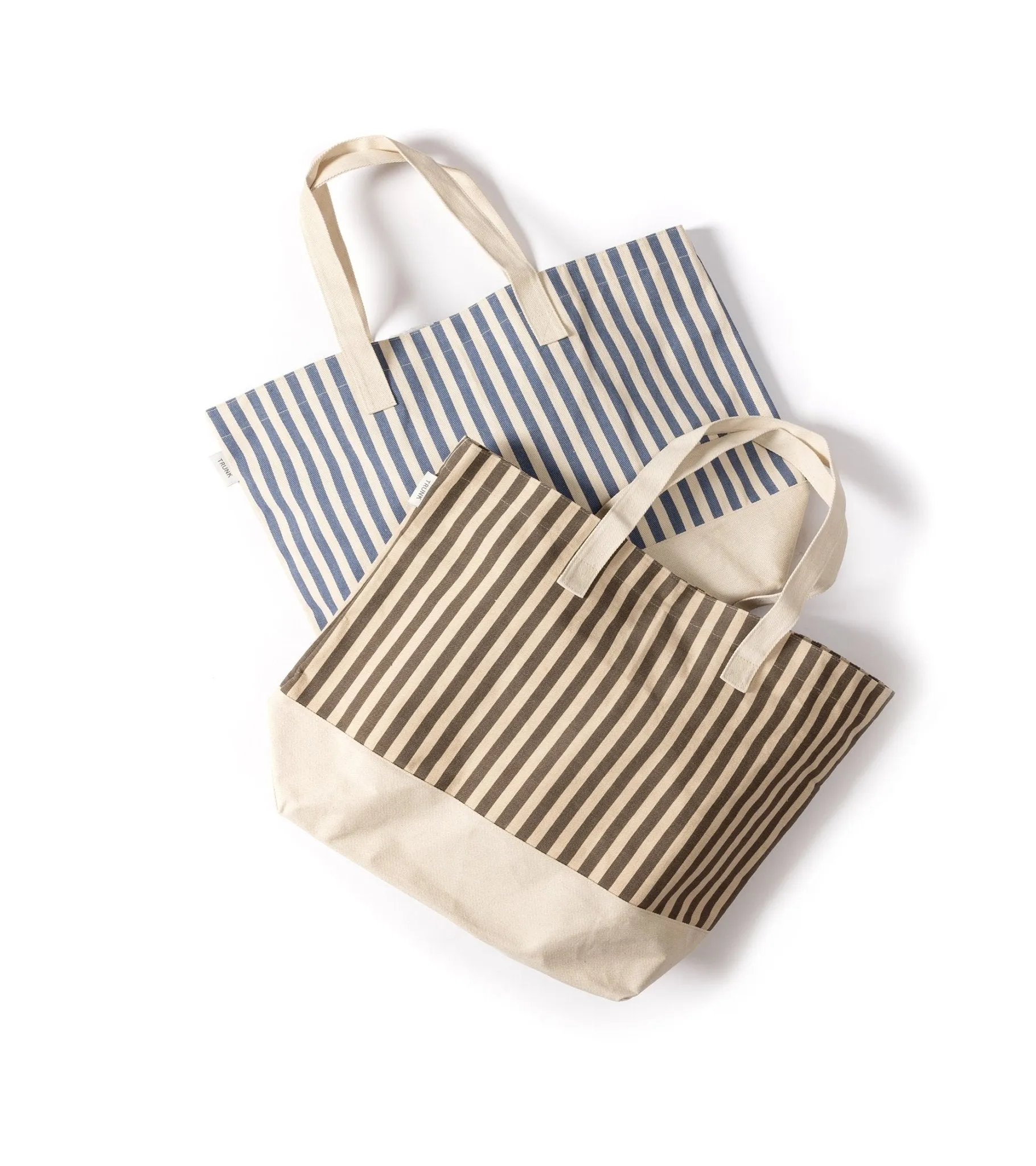 Trunk Large Stripe Holiday Tote Bag: Grey