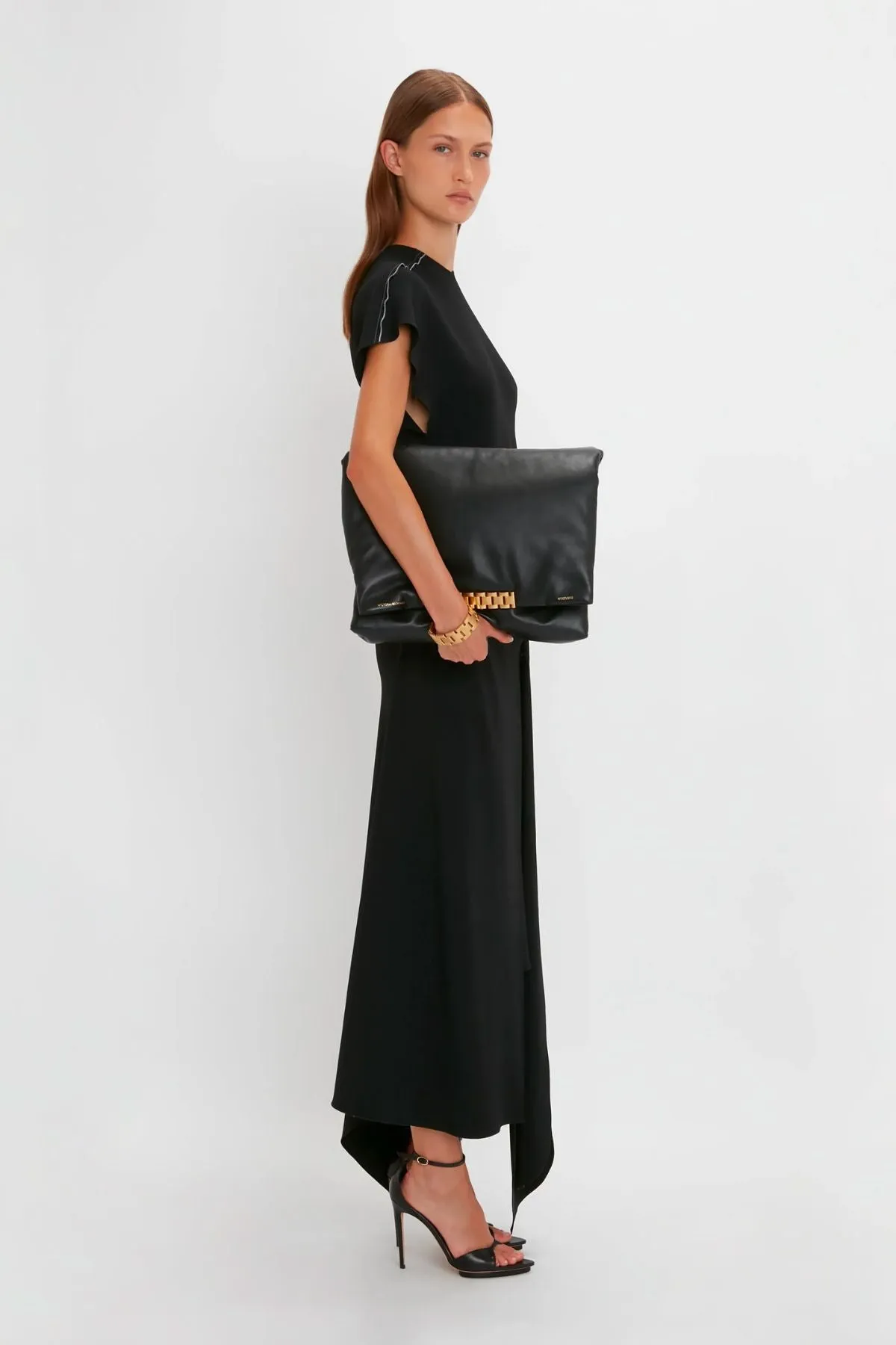 Victoria Beckham Puffy Jumbo Chain Pouch Bag - Black