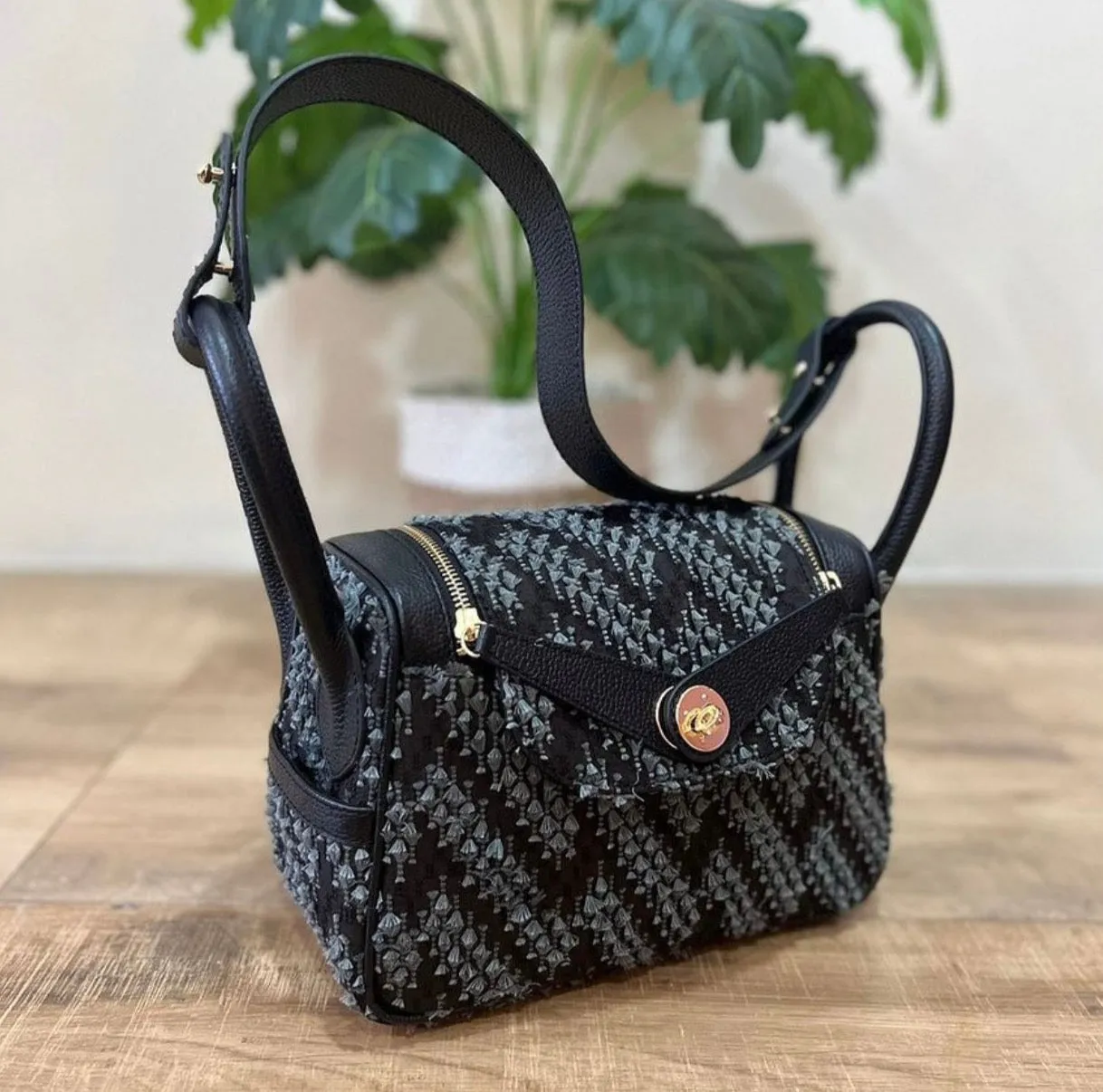 Woven Lindy Bag